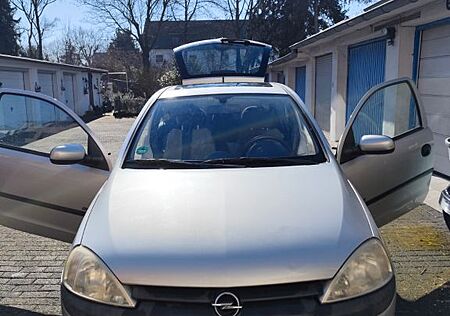 Opel Corsa 1.0 -