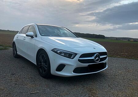 Mercedes-Benz A 220 A 200 Benzin Automatik