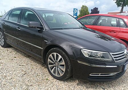 VW Phaeton Volkswagen 3.0 V6 TDI 4MOTION 5-Sitzer BENTLEY