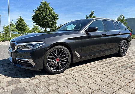 BMW 530i Touring A Luxury - StandH LED SH Sound...