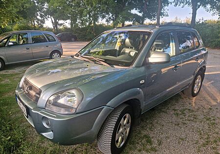 Hyundai Tucson 2.0 Edition Plus 2WD Edition Plus mit LPG
