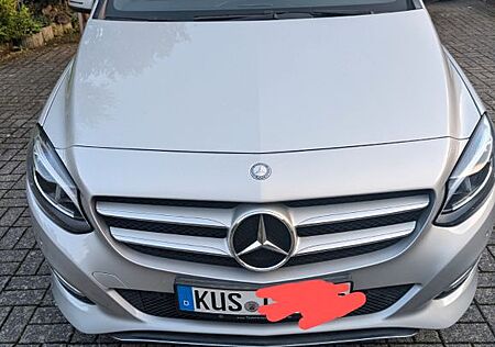 Mercedes-Benz B 220 d DCT Urban Urban