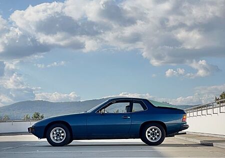 Porsche 924