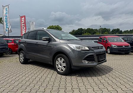 Ford Kuga Titanium 1.6 Tüv 11.2025 AHK