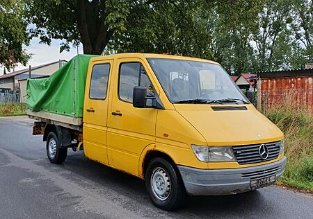Mercedes-Benz Sprinter 210 Doppelkabine / 5-Sitze