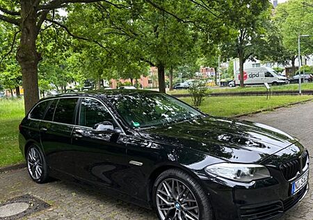 BMW 520 TOP*SCHECK*LEDER*PANO*360*STAND*ABSTANDSTEM