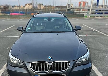 BMW 525d xDrive touring Edition Exclusive Editio...