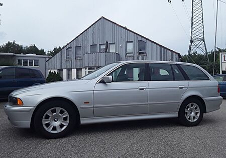 BMW 525d A Touring 1.Hand KLIMA Checkheft TÜVneu