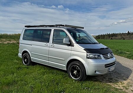 VW T5 Multivan Volkswagen 4motion 7 Sitzer LED AHK SHZ Camper