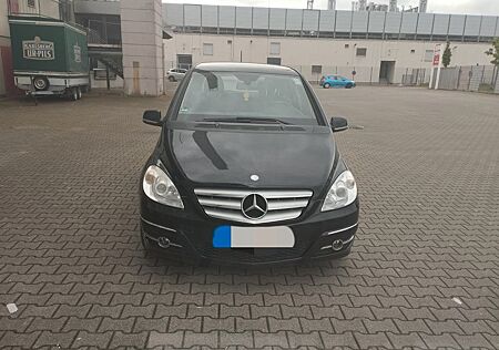 Mercedes-Benz B 180 Autotronic -