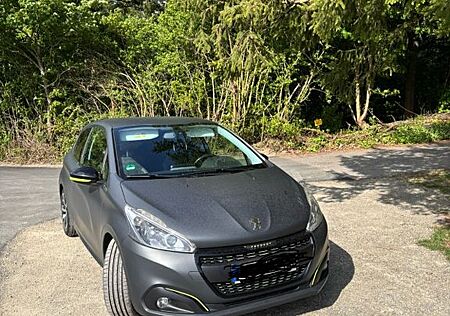 Peugeot 208 1.2 Allure PureTech 110 STOP & START Allure