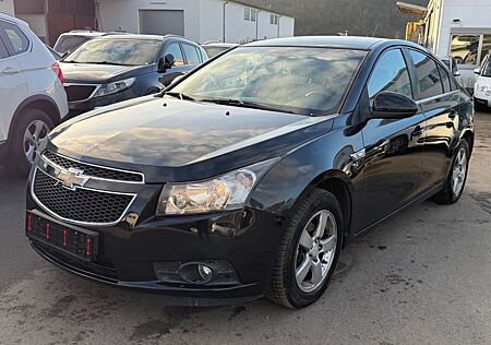 Chevrolet Cruze LS*NEU*TÜV* 1.6*KLIMA*