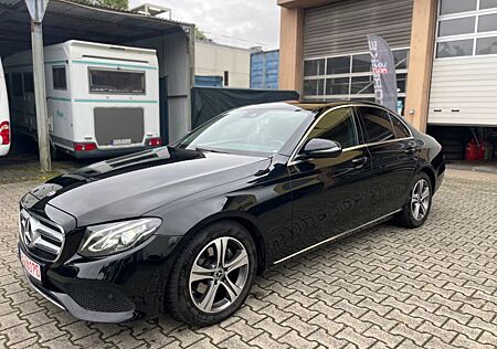 Mercedes-Benz E 220 gebraucht kaufen Mercedes-Benz E 220 Lim. Avantgarde