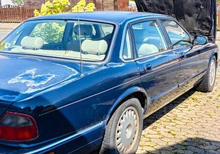 Jaguar XJ6 Executive Executive