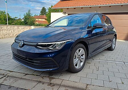 VW Golf Volkswagen VIII Lim. Life eTSI DSG