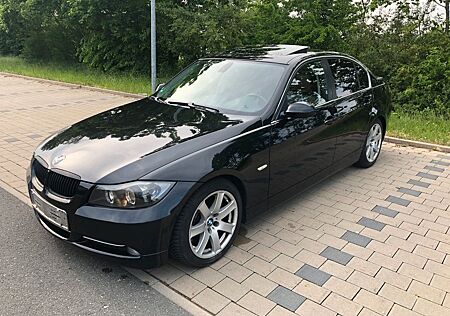 BMW 335i E90 -