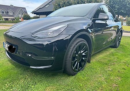Tesla Model Y Long Range Dual Motor AWD Long Range