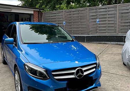 Mercedes-Benz B 180 d AMG Line AMG Line