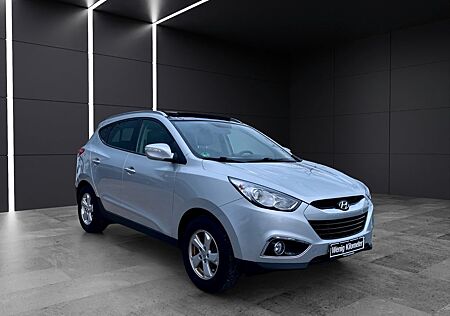 Hyundai ix35 Style 1.Hand~Panorama~SHZ~MFL~Keyless-Go