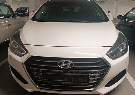 Hyundai i40 1.7 CRDi 104kW blue Style DCT Style