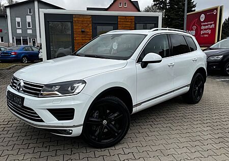 VW Touareg Volkswagen V6 Terrain Tech 4Motion *XEN*AHK*87TKM*