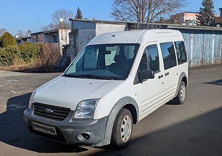 Ford Tourneo Connect mit Rollstuhlrampe