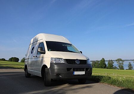 VW T5 Transporter Volkswagen T5 Camper