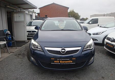 Opel Astra J Sports Tourer Innovation