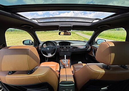 BMW 335i Touring - SCHECKHFT, SERVICE NEU