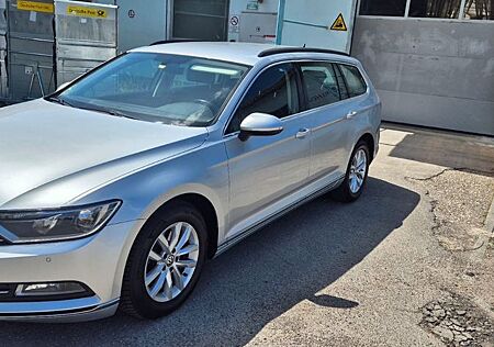 VW Passat Variant Volkswagen 2.0 TDI SCR 140kW DSG Comfort...