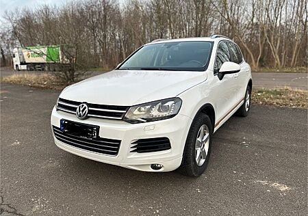 VW Touareg Volkswagen 3.0 V6 TDI Tiptr Edit X BMT Terrain ...