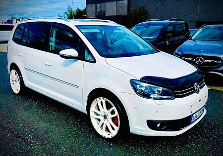 VW Touran Volkswagen 2.0 TDI 103kW DSG -