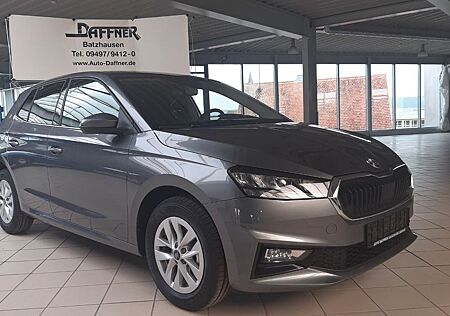 Skoda Fabia 1.0l TSI 85kW / SZHZG / PDC / LED/DAB
