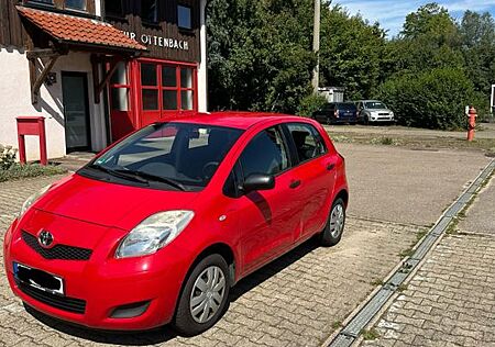 Toyota Yaris 1,0-l-VVT-i -baujahr 2010