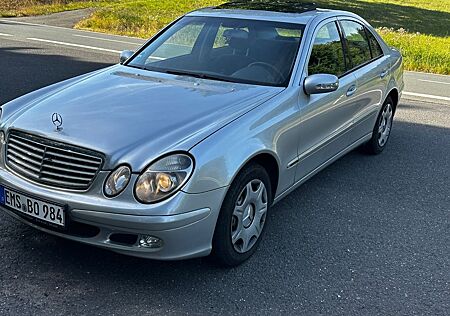 Mercedes-Benz E 220 CDI CLASSIC Classic