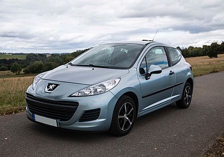 Peugeot 207 Berlin 1.4/Tüv bis 07.26/2 Hand