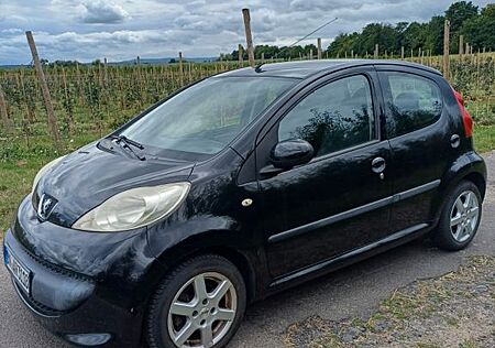 Peugeot 107 Petit Filou 70 Petit Filou