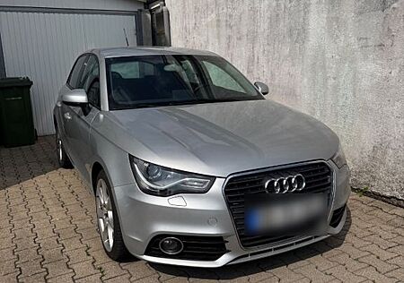 Audi A1 1.6 TDI *ZAHNRIEMEN NEU*