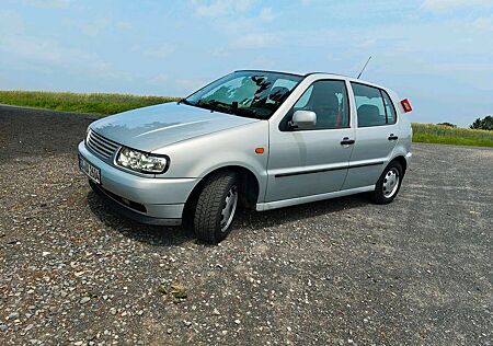 VW Polo Volkswagen 6n1 Automatik/Scheckheft/CarPlay/LED/Rückam