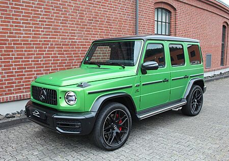 Mercedes-Benz G 63 AMG Green-Hell Magno Manufaktur Int. Night