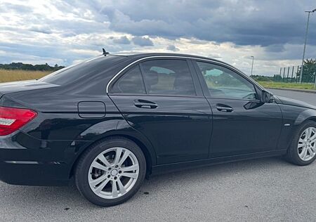 Mercedes-Benz C 180 BlueEFFICIENCY ELEGANCE ELEGANCE