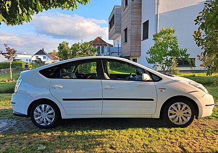 Toyota Prius 1.5-l-VVT-i Sol Sol