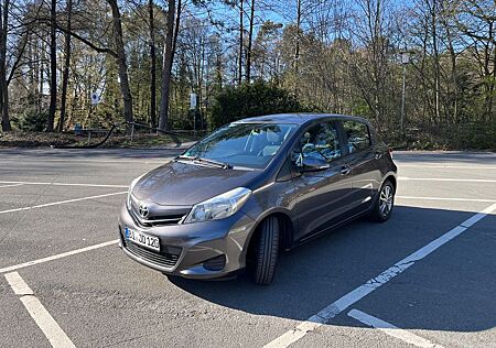 Toyota Yaris 1,33-l-Dual-VVT-i Life Life