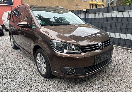 VW Touran Volkswagen Highline/DSG