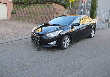 Hyundai i40 LIMOUSINE STYLE KAMERA