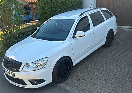 Skoda Octavia 2.0 TFSI DSG RS Combi RS