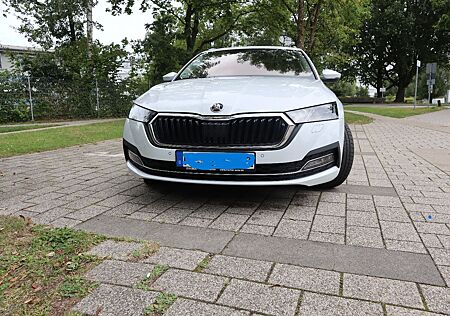 Skoda Octavia 1.5 TSI ACT FIRST EDITION COMBI FIRS...
