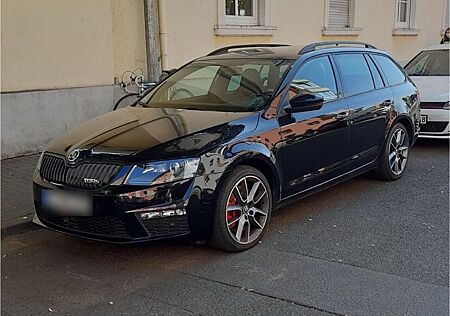 Skoda Octavia 2.0 TDI RS Combi RS AHK PDC
