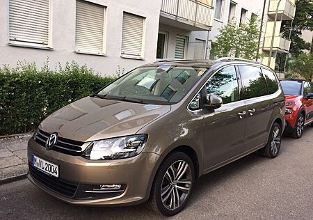 VW Sharan Volkswagen 2.0 TDI SCR 130kW DSG Highline Highline