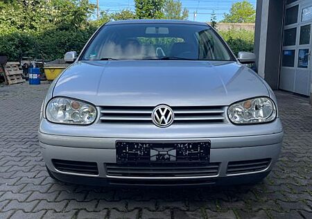 VW Golf Volkswagen 1.6 Auto Basis Basis